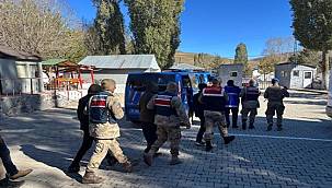 Erzurum'da Göçmen Kaçakçıları Yakalandı